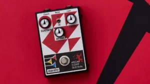 Gibson Maestro Arcas Compressor Sustainer pedal with three-knob layout and mode toggle switch.