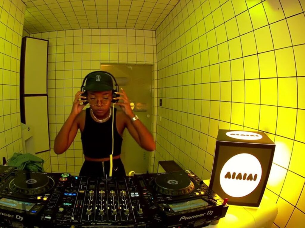 Streaming the beat