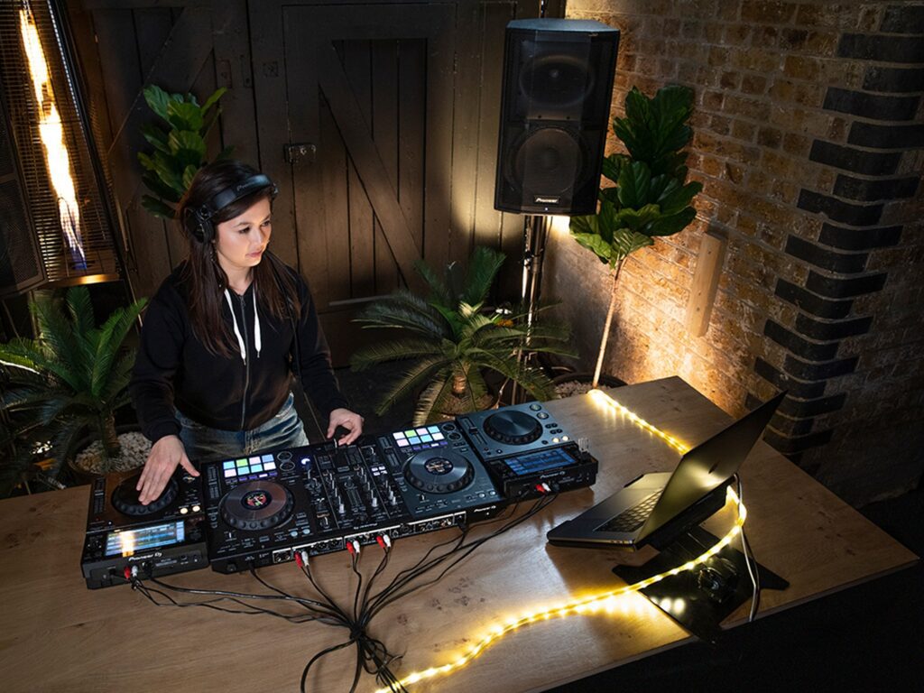 Streaming the beat