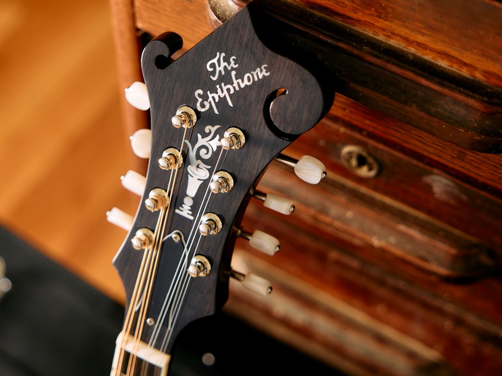 Epiphone F-5 Studio Mandolin