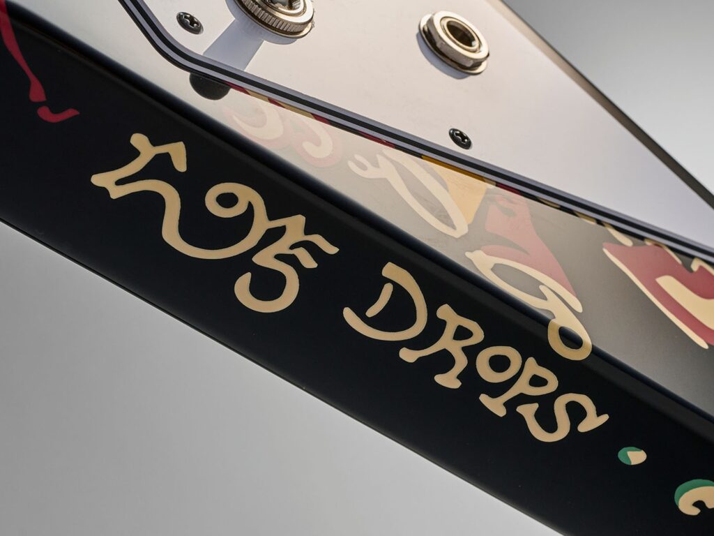 Epiphone Jimi Hendrix Love Drops Flying V
