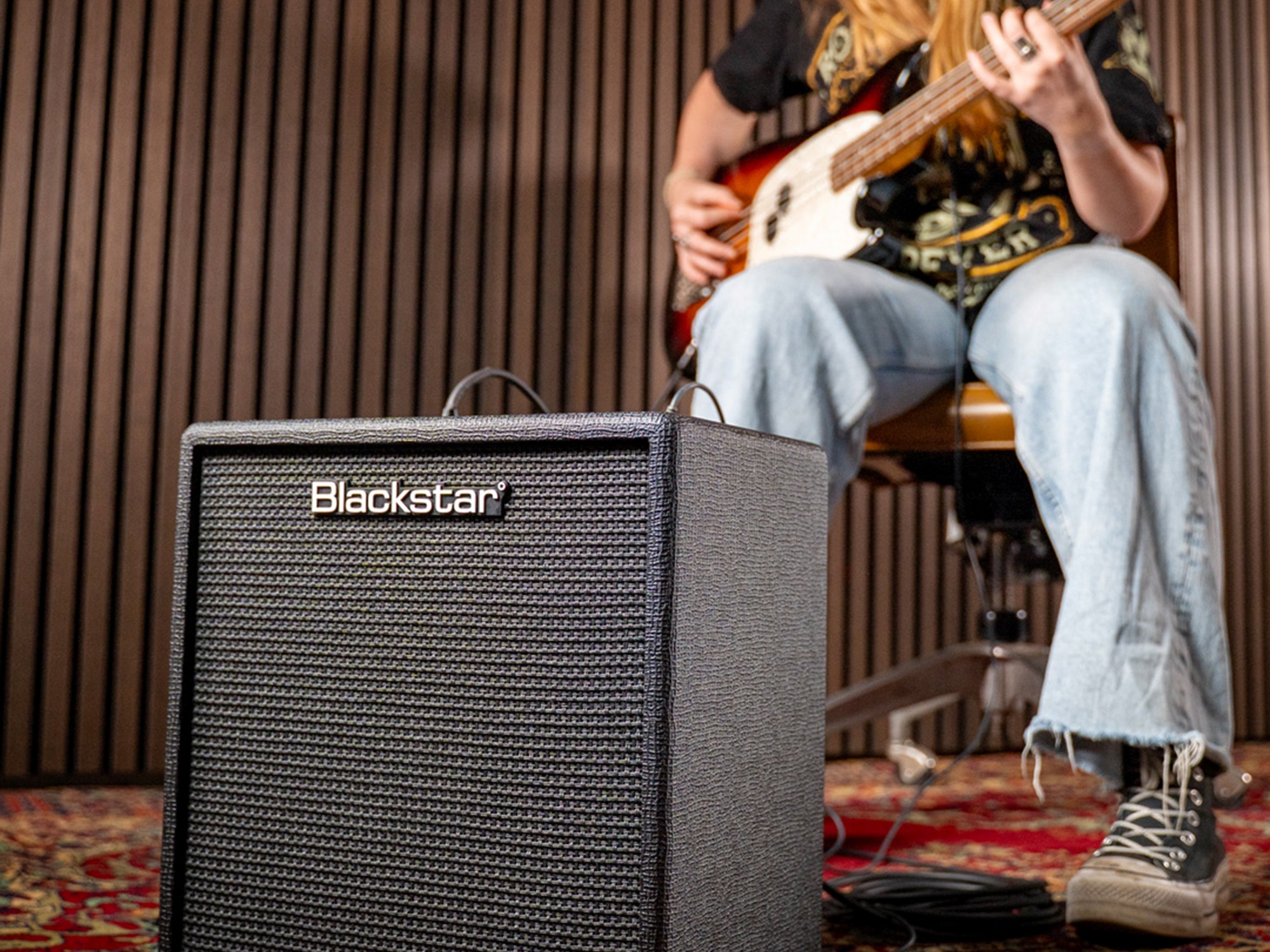 Blackstar Debut Bass