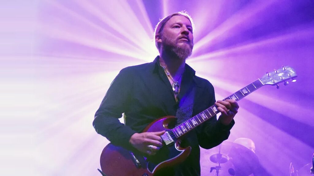 The Return of the Gibson SG