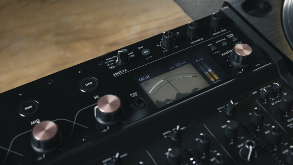 AlphaTheta Euphonia rotary mixer