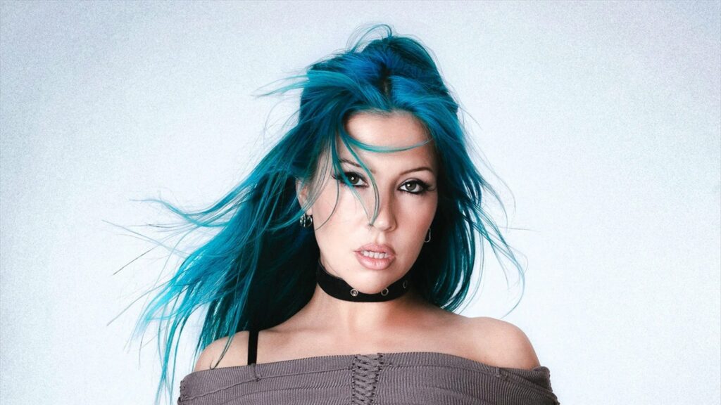 Charlotte Sands and Gibson