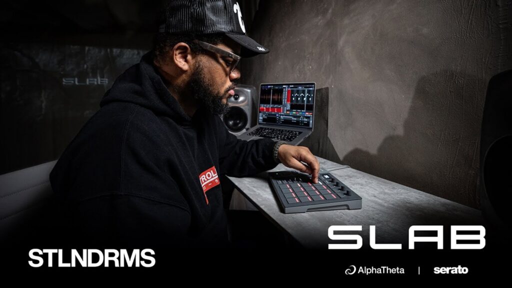 AlphaTheta SLAB controller for Serato Studio