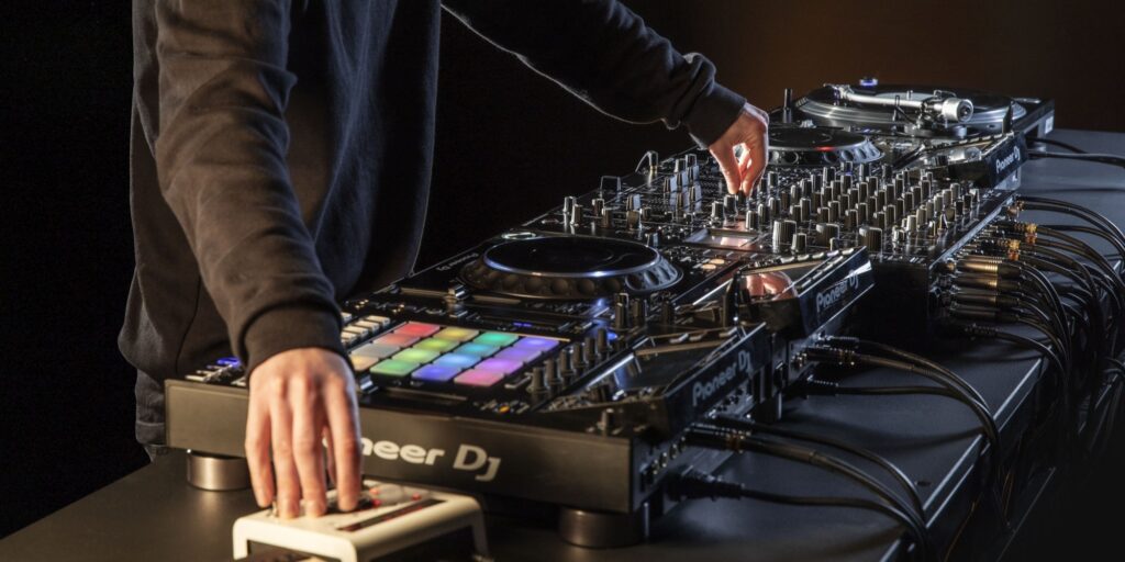 Pioneer DJ DJM-V10