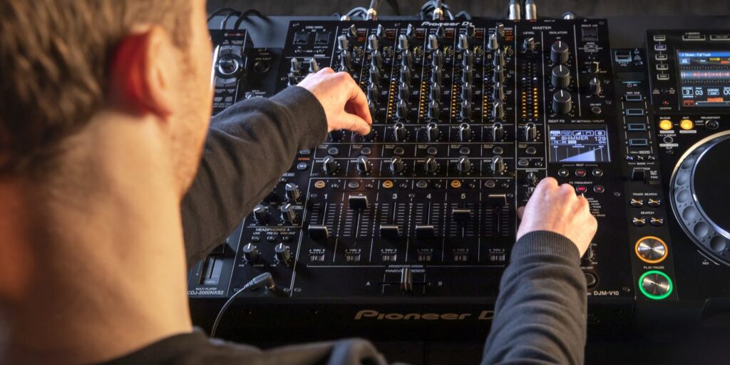 Pioneer DJ DJM-V10