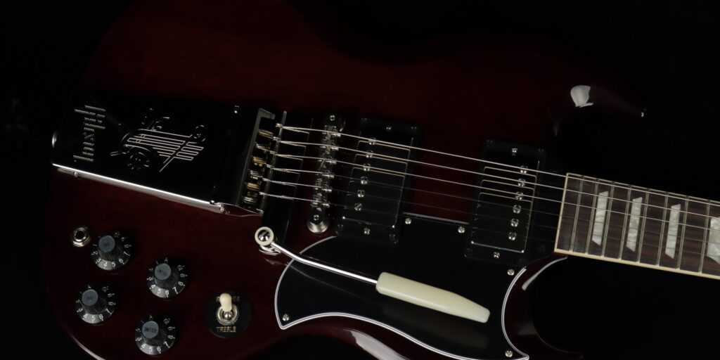 Gibson SG Standard ’61 Maestro Vibrola T-Type Aged Cherry