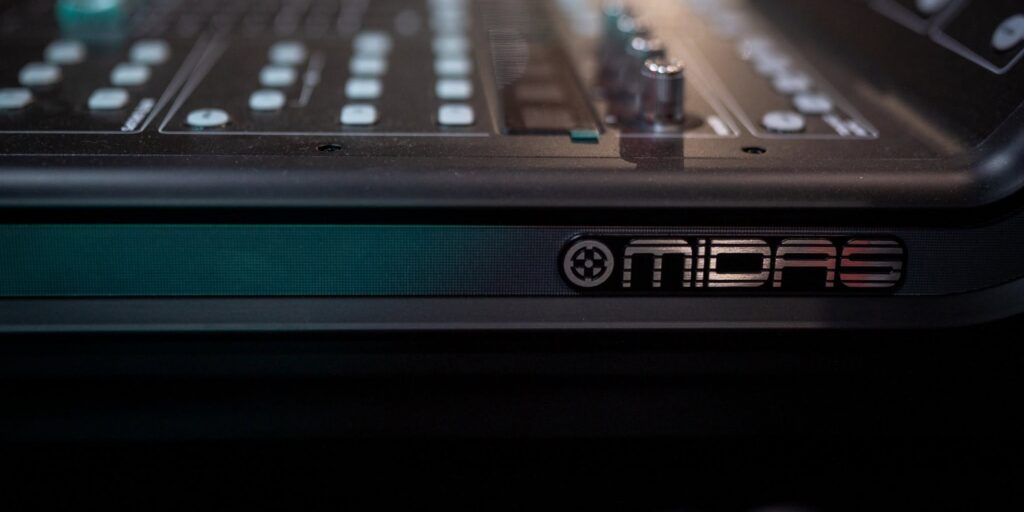 MIDAS M32 LIVE