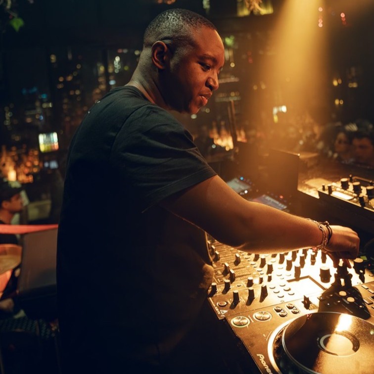 Shimza & Co